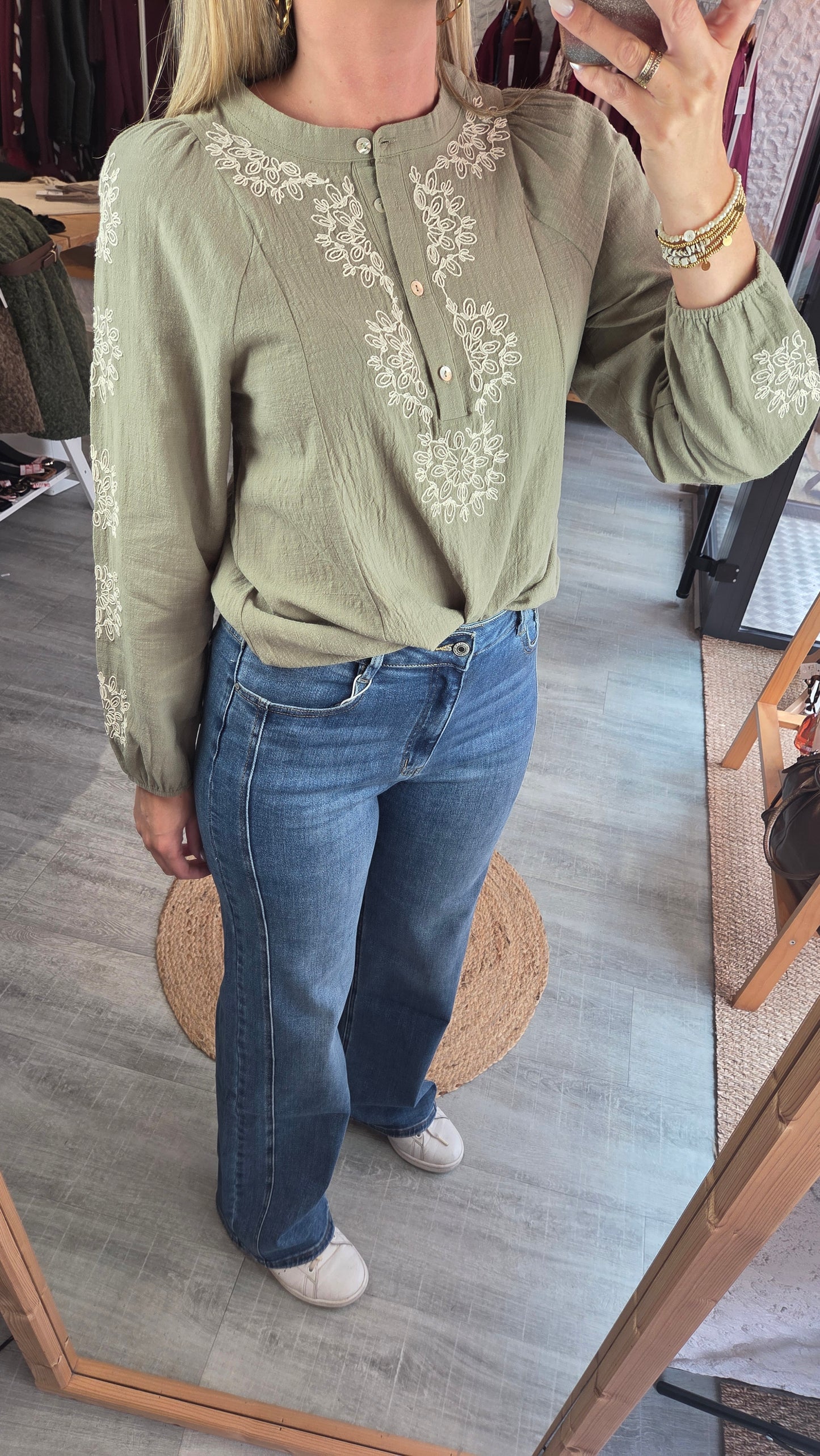Blouse